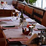 Santor Pensjonat 3*